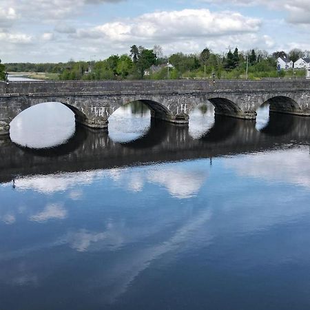 Sunnyside Bed & Breakfast Strokestown ภายนอก รูปภาพ