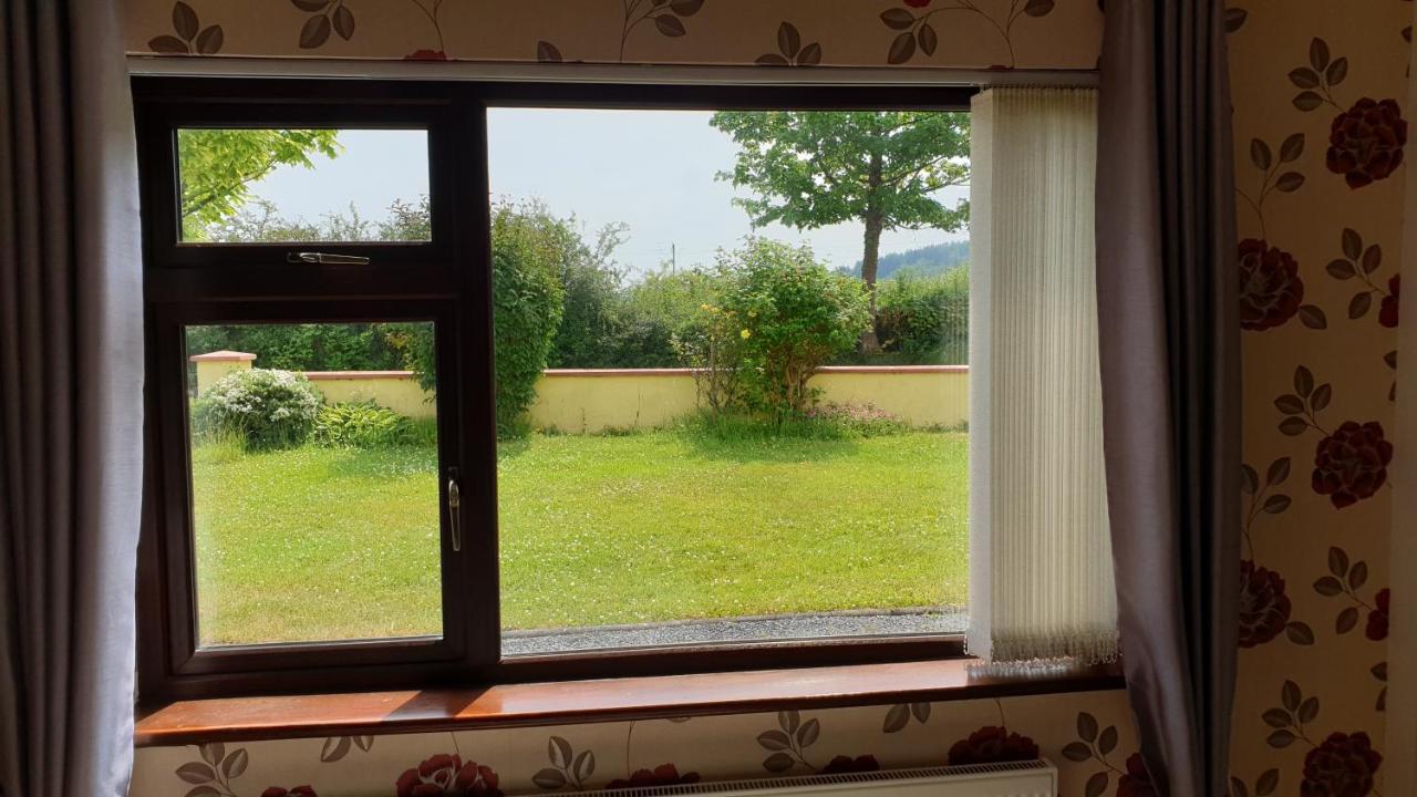 Sunnyside Bed & Breakfast Strokestown ภายนอก รูปภาพ